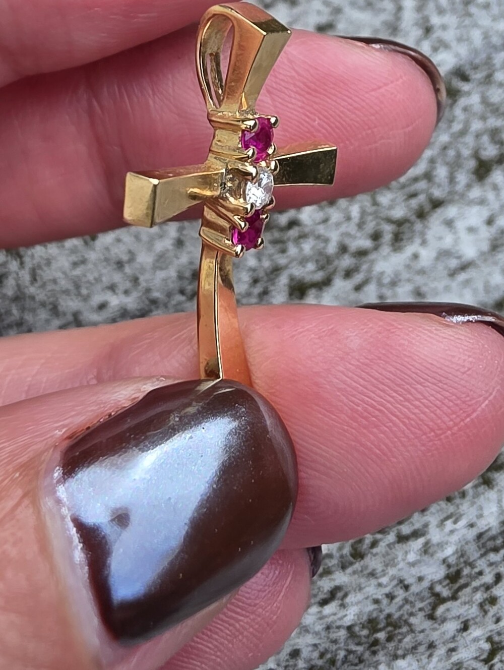 Vintage 14k Solid Gold Diamond And Ruby Cross Pendant - Picture 8 of 15